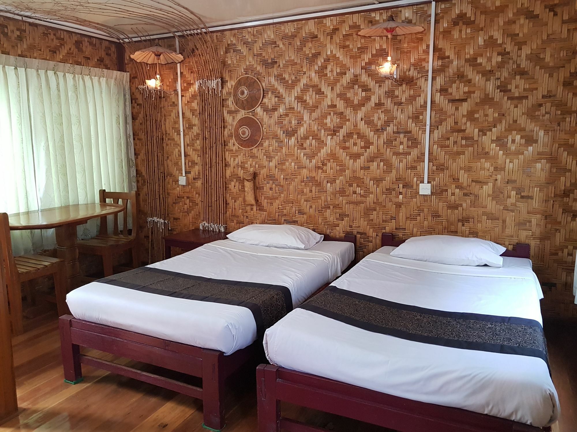 ミンガラー イン Inle Lake エクステリア 写真